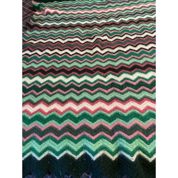 VTG Handmade Crochet Afghan Throw Blanket Zig Zag 56x48”Shades Green Red Pink - Picture 1 of 7